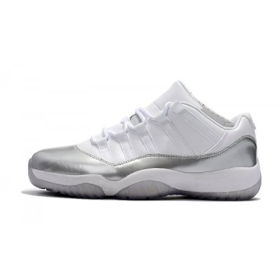 Nike Erkek Air Jordan 11 Retro Low Beyaz / Metal Gümüş Basketbol Ayakkabısı Türkiye - 0L13KS2P